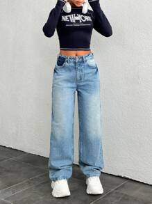 EURMUSE HIGH RISE STRAIGHT JEAN WITH POCKET DETAIL - Medium Wash - View 3