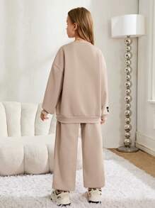 Conjunto de 2 piezas (sudadera y pantalón deportivo) informal suelto para niña preadolescente con detalles grabados con letras y parche gráfico de letras en cuello redondo