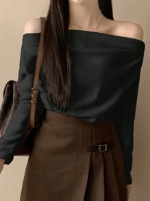 DAZY Áo thun nữ trễ vai xếp ly, màu trơn, trang phục thường ngày tối giản, quần áo mùa thu - màu đen - Xem 2