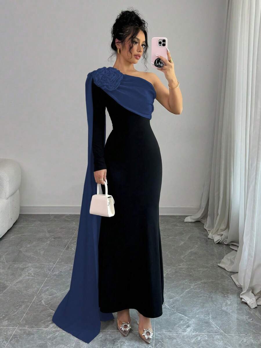 Lyxana 女士优雅派对撞色拼布不对称领口 3D 花卉装饰美人鱼连衣裙 - 藏蓝色 - 查看 1