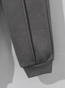 Set de 2 piezas de sudadera con cuello redondo con estampado gráfico de letras y pantalones jogger de ajuste relajado para niños/preadolescentes, adecuado para la escuela, el jardín, la playa, el cumpleaños, primavera/verano/otoño/invierno