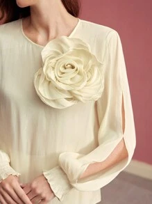 MOTF PREMIUM STEREO FLORAL KEYHOLE BACK BLOUSE,VALENTINE'S DAY,SPRING/SUMMER