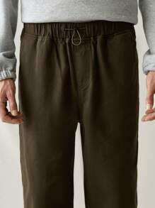 Manfinity Hypemode Men's Army Green Denim Loose Casual Jogger Pants, Urban Chill - Army Green - View 4