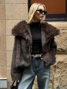 Aloruh Women's Winter Coat, Elegant Commuter Warm And Cold-Proof Coat, Brown Fur Coat  Chocolate Color Party  Fur Oversized Fluffy Collar Long Sleeve Dual-Tone Jacket, Autumn/Winter