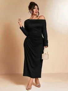 Allurite Plus Size Women's Solid Color Elegant Asymmetric Neck Wedding Dress