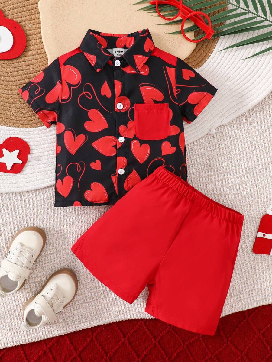 SHEIN 2 Stücke/Set Baby Jungen Lässiges süßes Herz Muster Hemd mit Kragen und Shorts Set - Rot - Übersicht 1