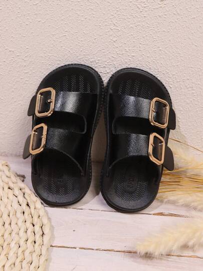 1 双儿童金属扣装饰舒适百搭户外沙滩凉鞋，适合男孩和女孩