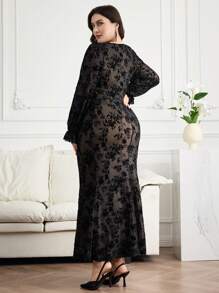 Mulvari Plus Size Square Neck Long Sleeve Slim Fit Casual Long Dress - Black - View 2