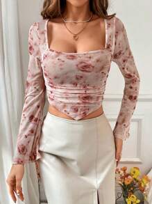 SHEIN Privé Women's Valentine's Day Romantic Elegant Blouse, Floral Print Square Neck Ruffle Handkerchief Hem T-Shirt - Burgundy - View 4