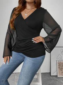 SHEIN Frenchy Blusa casual minimalista de cuello en V, para uso diario, para mujer talla grande
