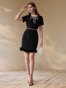 MOTF PREMIUM Vestido con detalle de lazo con strass y dobladillo de pelo - Negro - Ver 7