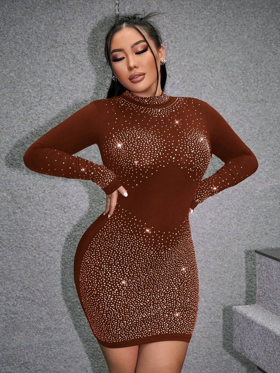 SHEIN SXY Vestido de fiesta ajustado de manga larga con cuello alto y adornos de rhinestone para mujer de talla grande