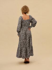SHEIN VCAY Plus Size Square Neck Leopard Print Waist Fit Vacation Dress