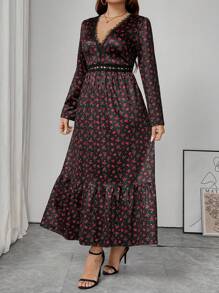 SHEIN Frenchy Plus Size Women's Black And Red French Elegant Lace Patchwork Printed V-Neck Long Dress - Black - View 3