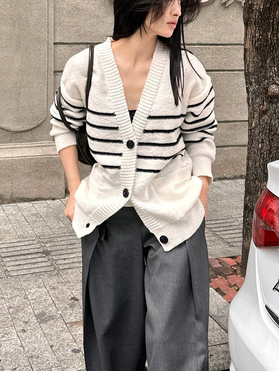 INAWLY Cardigan décontracté doux à col en V et rayures pour femmes