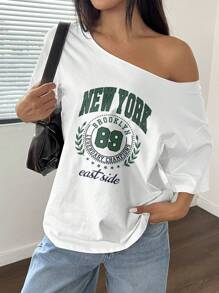 Flirla 宽松不对称领口 T 恤，印有“纽约布鲁克林”图案，白色，超大春季款式