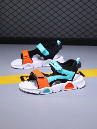 夏季露趾柔软舒适时尚休闲户外沙滩运动儿童凉鞋