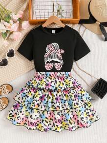 SHEIN 2 件套少女套装包括圆领短袖印花休闲上衣和迷你裙 - 彩色 - 查看 1