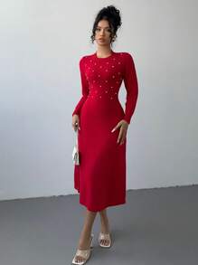 Calvaya Vestido de suéter tejido con tachuelas rojas, moda minimalista casual para uso diario