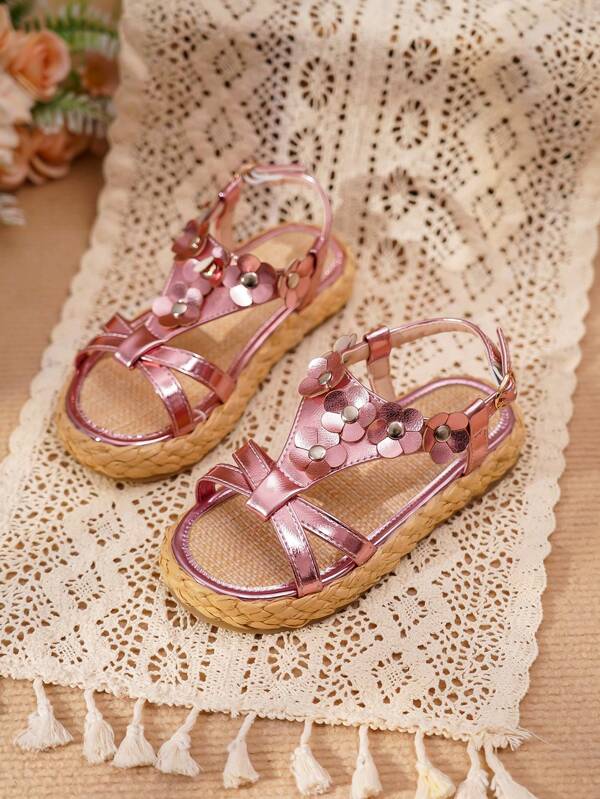 Cute & Fashionable Breathable Rope Thick Bottom Kids Flat Sandals For Girls