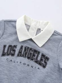 SHEIN Babygirl Preppy 可爱字母印花撞色 Polo 领运动衫和百褶裙套装 - 彩色 - 查看 3