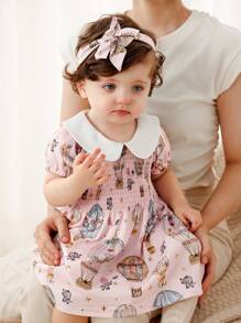 SHEIN 2 件套女婴婴儿可爱优雅大象热气球游乐园图案彼得潘领泡泡袖聚拢细节荷叶边连衣裙和配套头饰，休闲公主裙，粉色 - 粉色 - 查看 6