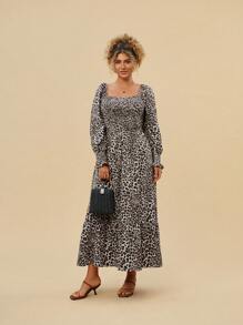 SHEIN VCAY Plus Size Square Neck Leopard Print Waist Fit Vacation Dress