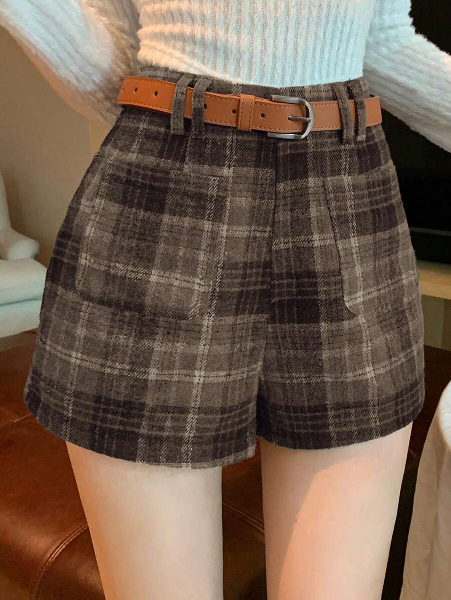 DAZY Retro Plaid Casual Straight-Leg Shorts For Women Fall