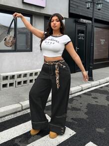 SHEIN ICON Plus Size Front Button Pocket Minimalist Design Denim Jeans, Casual Everyday Wear