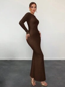 Aloruh 女式新款针织纹理纯色紧身喇叭形长袖露背连衣裙，秋冬款