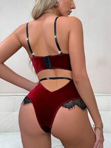 Conjunto de sujetador con aros y pantie de encaje con contraste de colores