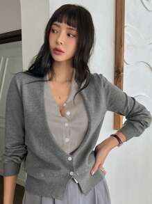 Dazy-Less 女士商务休闲撞色 V 领长袖针织开衫 Old Money