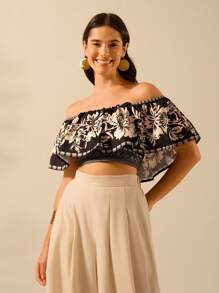 CAJUNI 女士夏季波西米亚风花朵印花荷叶边露肩短款休闲上衣，非常适合海滩和度假 - 黑色 - 查看 6