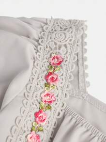 SHEIN Teen Girl Lace Embroidered Decor Lantern Sleeve Woven Dress - Light Grey - View 3