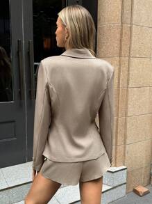 Aloruh 女士性感别致翻领超短西装外套 - 卡其色 - 查看 2
