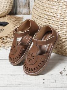 Kids Fashion Hollow Out Flat Sandals, Non-Slip Sandals For Toddler & Big Children - Brown - View 2