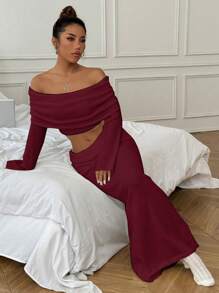 SHEIN Unity Conjunto de 2 piezas sexy de suéter corto con hombros descubiertos y falda ajustado de cintura alta extra larga para ropa de Año Nuevo y otoño para mujeres - Rojo - Ver 4