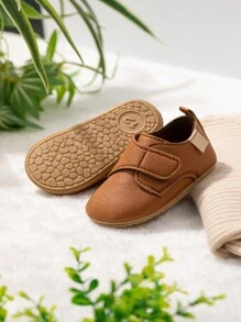 舒适柔软的婴幼儿运动鞋，适合日常活动