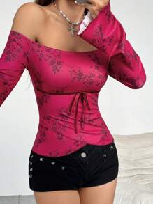 SHEIN Unity 露肩碎花蝴蝶结修身T恤，Y2K圣诞节派对