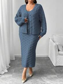 Flirla مجموعة من الكاردجان المحبوك بأكمام فوانيس والفستان المحبوك والمناسب للمقاسات الكبيرة ذو الرقبة على شكل حرف V مع نسيج ملائم - ازرق ضبابي - مشاهدة 6