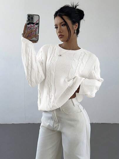 Aloruh Women's Solid Color Round Neck Long Sleeve Casual Loose Knit Sweater, Autumn/Winter, Fall And Winter, Casual, White, Longsleeve, Crewneckl,Street Chic