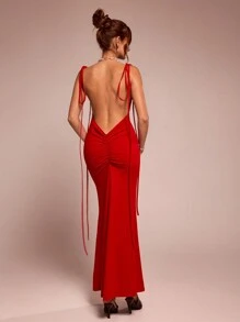 SHEIN BAE Summer Red Crochet Textured Off-Shoulder Dress With Hollow Out Back,Elegant Hemline Solid Backless Design For Cocktail Party,Wedding Guest,Date - Red - View 2