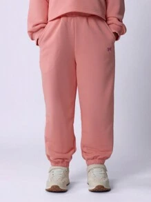 SUMWON Young Girls Soft Crop Cuff Sweater And Jogger With Embroidery 2 Piece Set