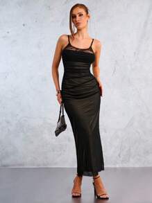 SHEIN SXY 女士撞色蕾丝网布荷叶边修身超长吊带裙 - 黑色 - 查看 1