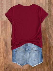 SHEIN LUNE BROOKLYN 地标字母印花宽松圆领短袖 T 恤女款，适合春夏季 - 紅木色 - 查看 2