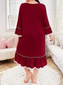 Vestido de dormir informal oversize con volantes de encaje en contraste, talla grande, para Navidad - Burdeos - Ver 2