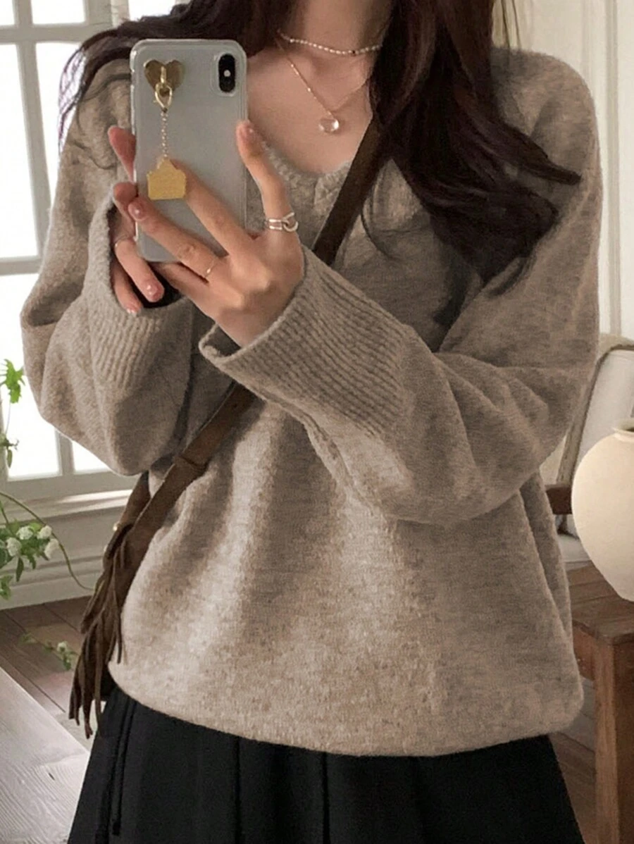 DAZY Women's Solid Color V-Neck Long Sleeve Casual Sweater, Autumn/Winter - Khaki - View 1