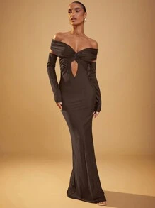 Hauture Brown Off Shoulder Front Cut Out Women's Maxi Party Dress - Coffee - View 4