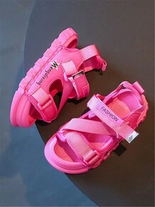 زوج من صنادل رياضية صيفية لكلا الجنسين من الأطفال ، صنادل شاطئية لأطفال الذكور ذات كابة سميكة للأصابع المفتوحة لأطفال متوسطي وكبار الحجم، صنادل لإناث ذات أرضية ناعمة ومانعة للانزلاق - روز أحمر - مشاهدة 5