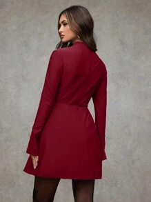 SHEIN BAE فستان نسائي بأكمام طويلة وياقة وقوف، أنيق وبسيط للاستخدام اليومي، للخريف والمناسبات، فستان رأس السنة، فستان الحفلة والعطلات، ملابس عيد الميلاد للنساء، ملابس ، ملابس شتوية للنساء، فستان الميلاد، فستان الشتاء، فساتين للنساء - عنابي اللون - مشاهدة 4